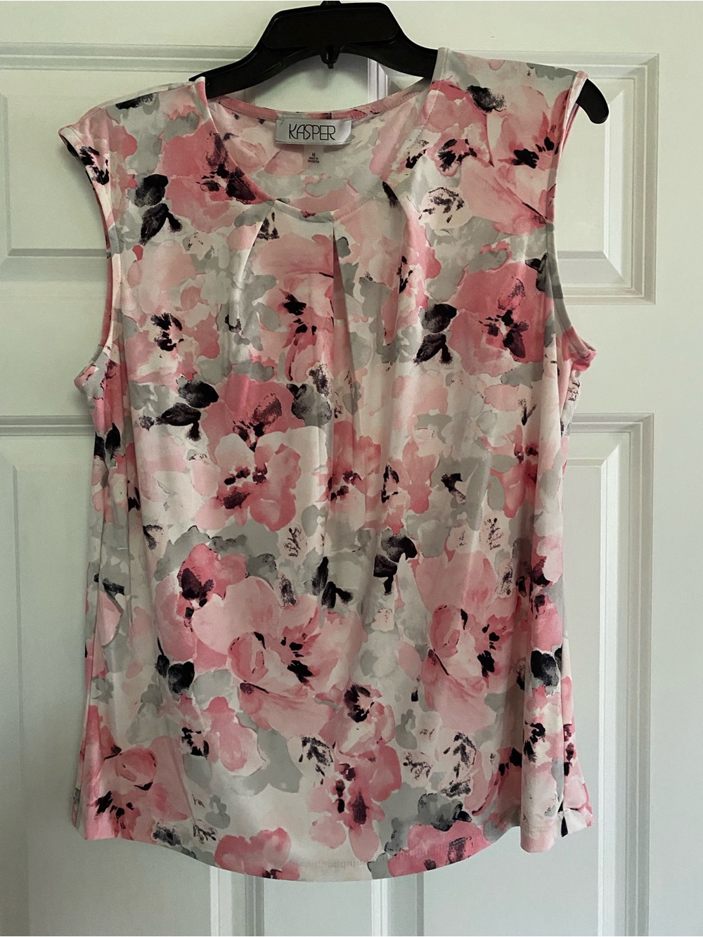 Kasper Pink and Gray Floral Pleated Sleeveless Blouse